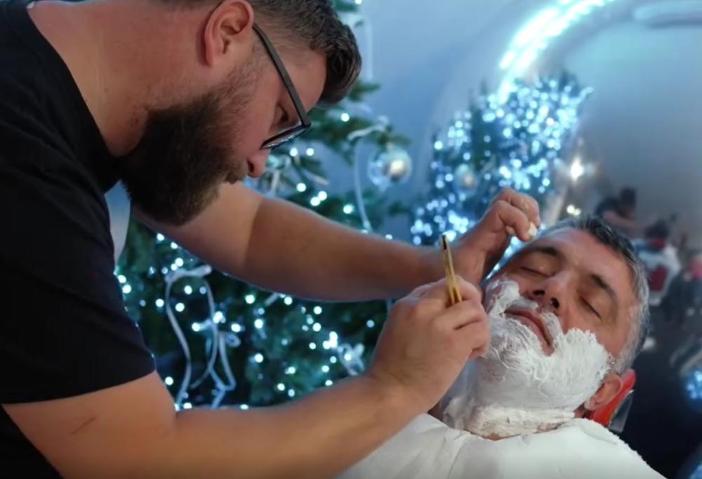 Gattuso senza barba dopo 22 anni per beneficenza: è irriconoscibile