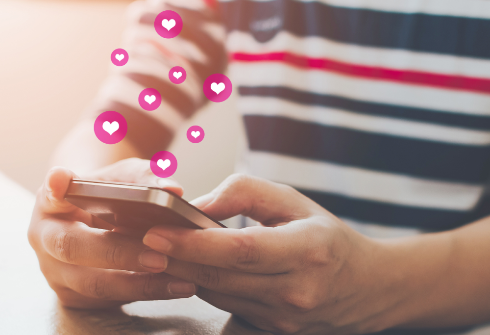 Innamorarsi di un chatbot: cosa accade quando l’IA cambia personalità