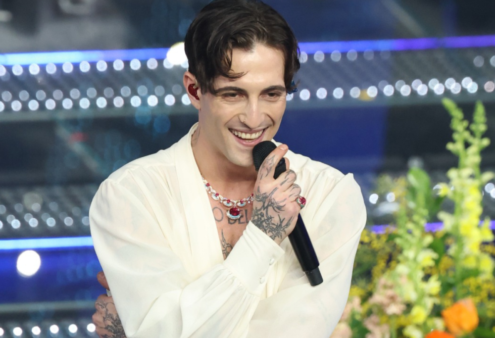 Truffata per 15mila euro: credeva di chattare con Damiano David