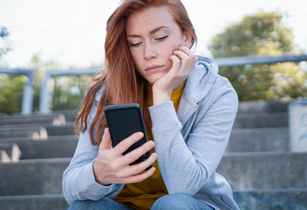 Batteri sullo smartphone: cosa si nasconde e come pulirlo
