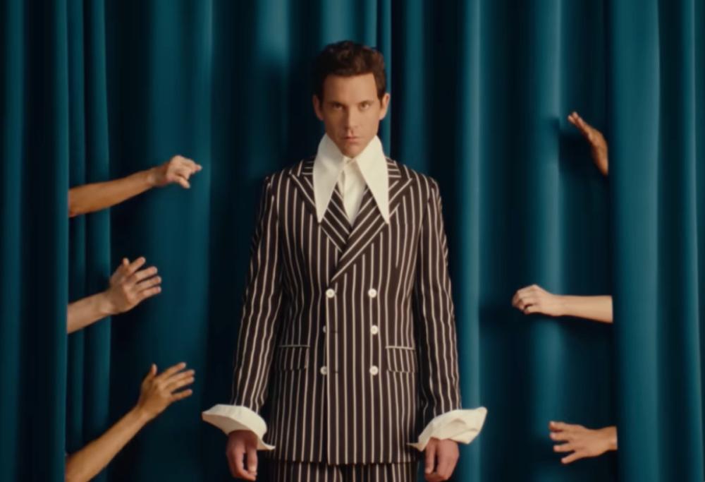 Mika, fuori il suo nuovo singolo “Modern Times”: testo e significato