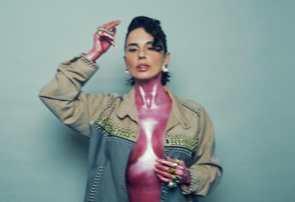 Paola Iezzi, il 7 novembre esce il suo nuovo singolo “Superstar”