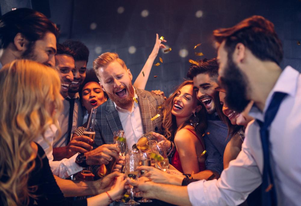 Cosa mangiare dopo una sbronza? I cibi che eliminano l'hangover