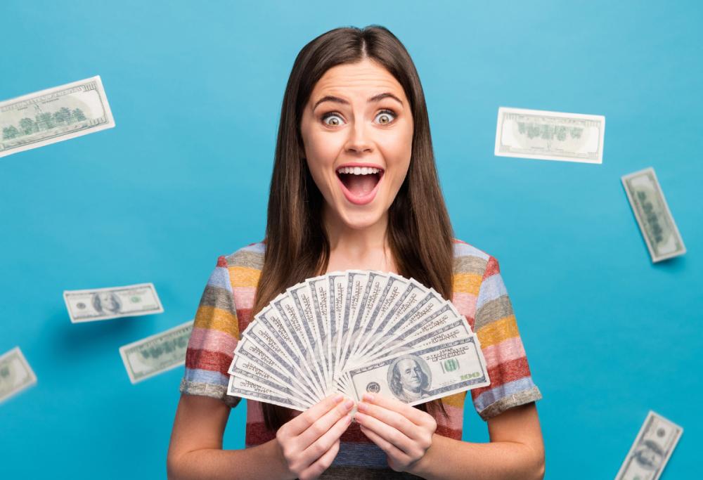 Chi ha più soldi è davvero più felice? La risposta ti stupirà