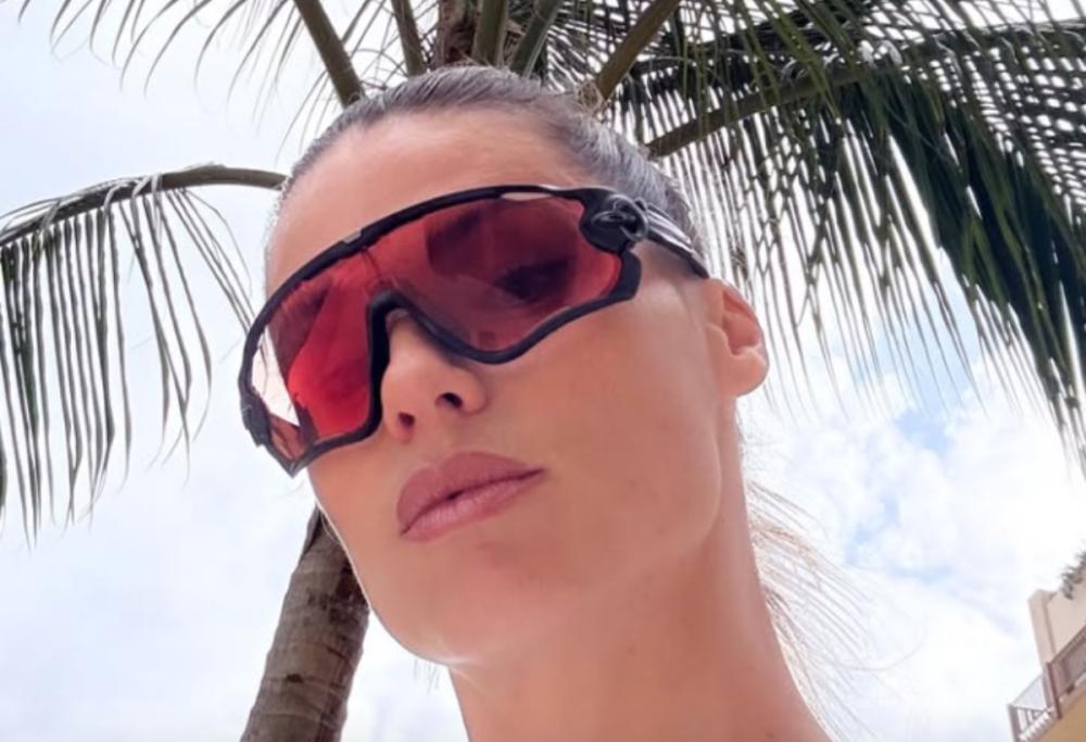 Hunziker festeggia il Capodanno in Messico, quanto costa il resort
