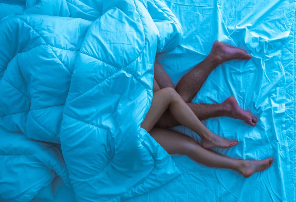 Sempre pi&ugrave; persone si definiscono &ldquo;heteroflexible&rdquo;: di cosa si tratta