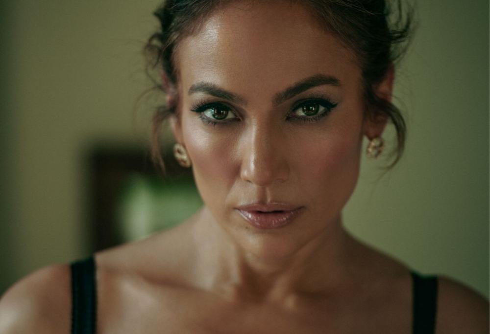 Sorpresa Jennifer Lopez: arrivano album e film “This Is Me...Now”