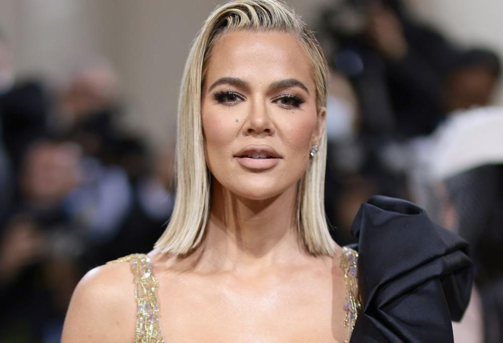 Khloé Kardashian: manicure a unghie anche se fosse in coma