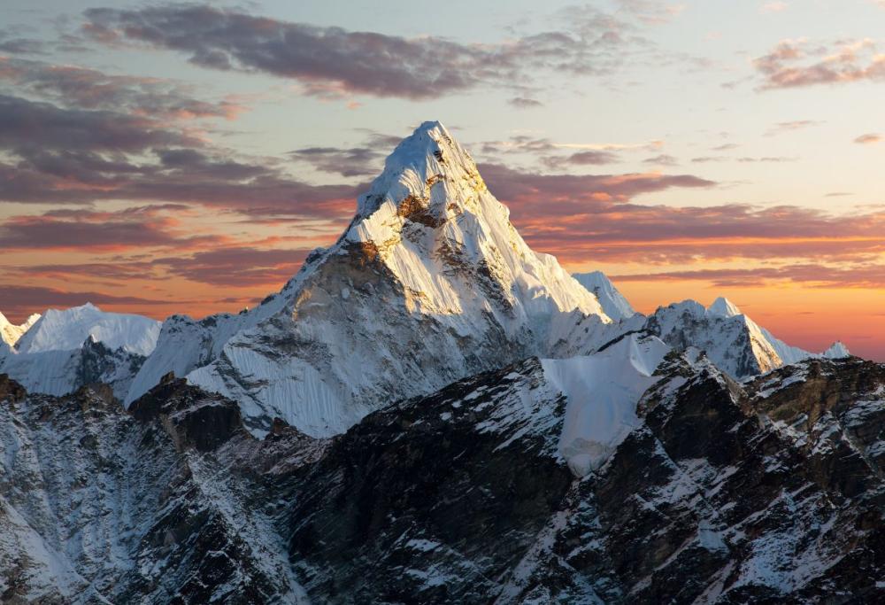L'Himalaya è diventato più alto ma nessuno sa il perché: il caso