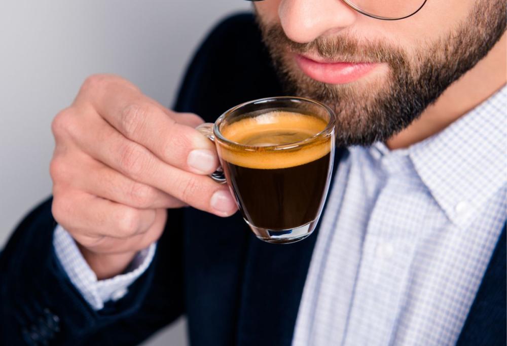 Caffè: la bevanda migliora le funzioni cognitive, ecco perché