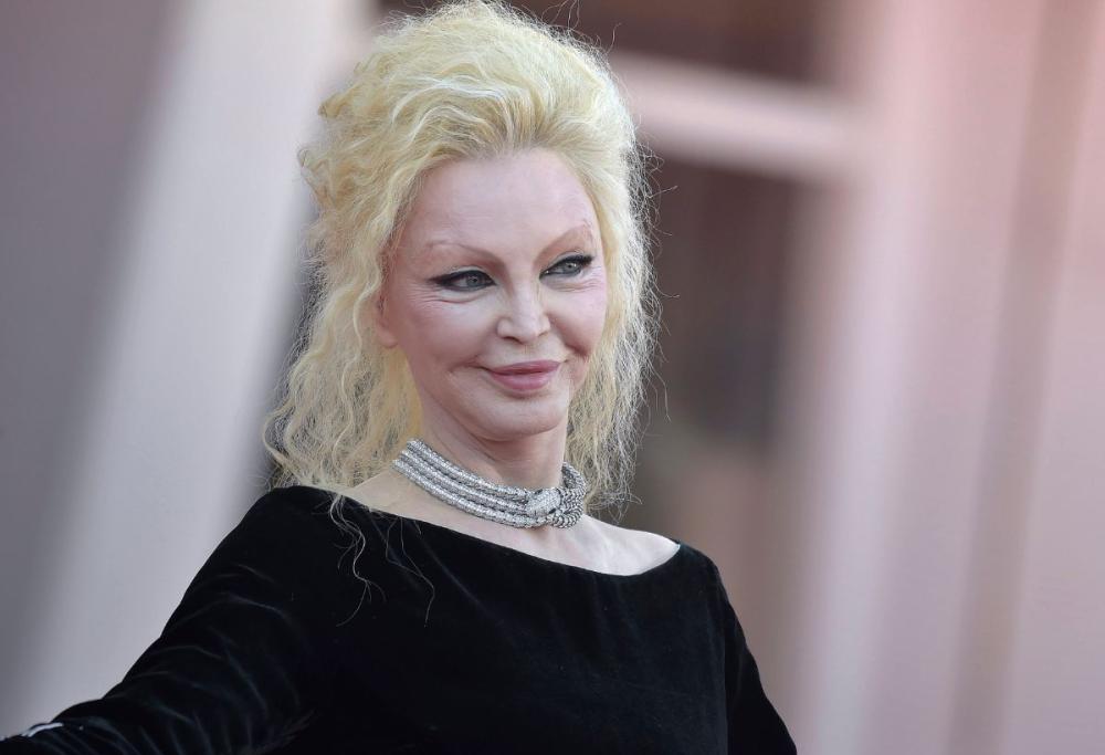 Patty Pravo ammette l’uso di droghe: “Lo fanno tutti gli artisti”