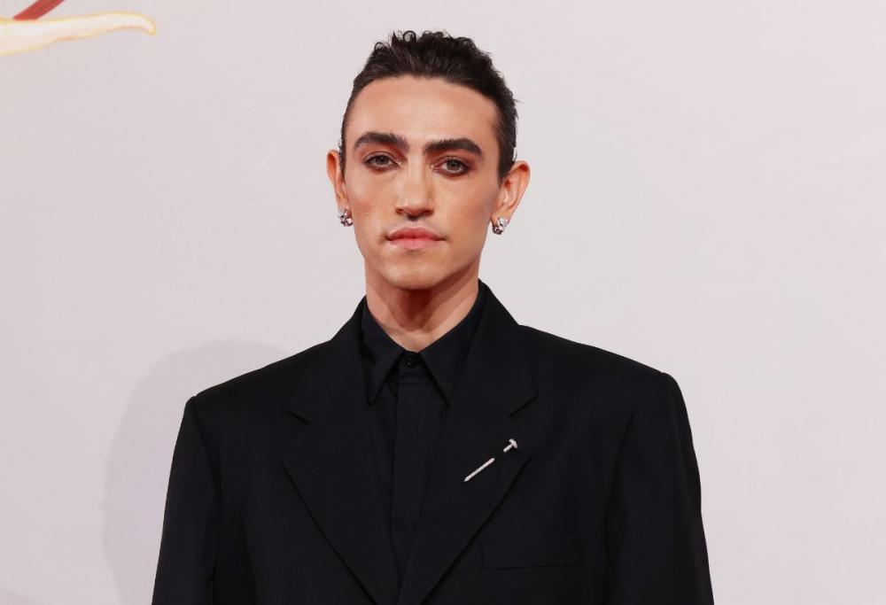 Michele Bravi, annuncio social per il nuovo singolo “odio”