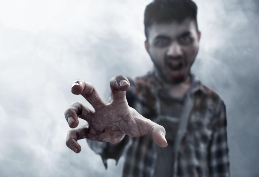 Esistono gli zombie? La scienza dice sì, ma non come li immaginiamo