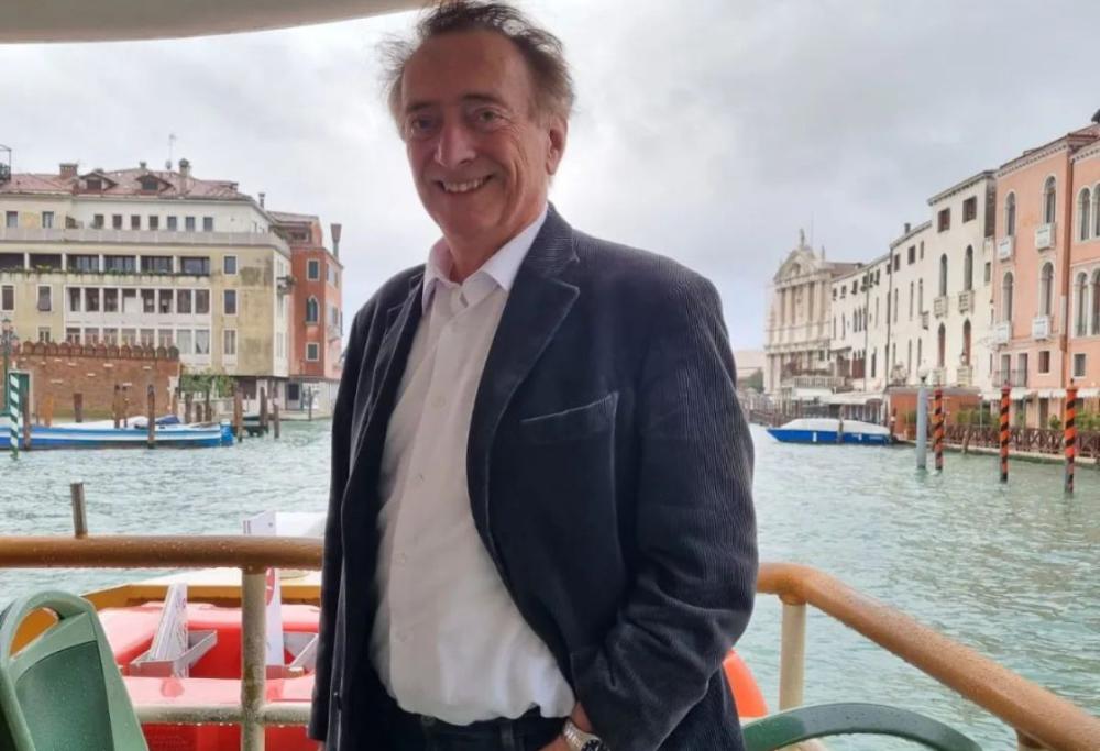 Libertà e sessualità: il mantra di vita di Amedeo Goria a 69 anni