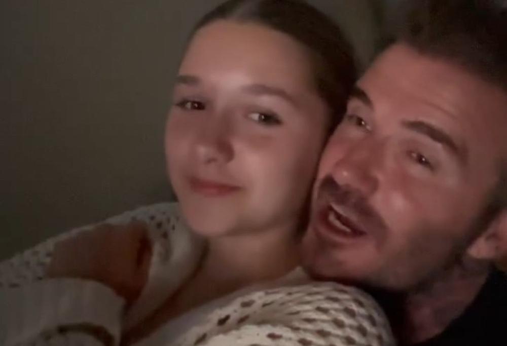David Beckham pazzo di Elton John: il video mentre canta al concerto