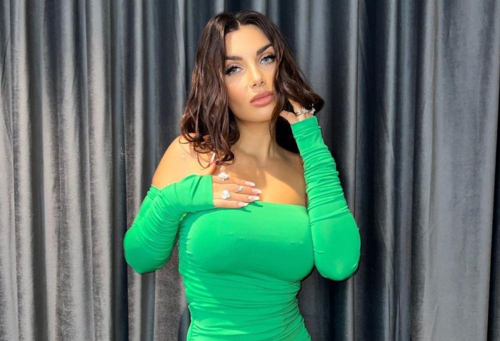 Elettra Lamborghini mostra il lato B: “Mi sto allenando un sacco”