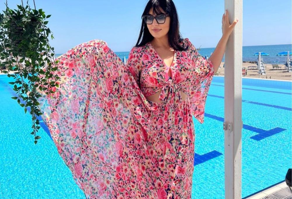 Elisa D'Ospina pubblica la prima foto a 20 giorni dal parto