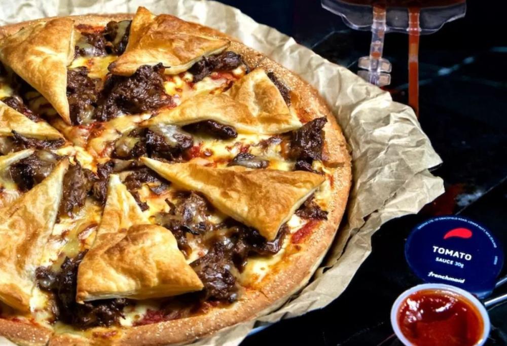 Promo shock: compra adesso la pizza, la pagherai quando morirai