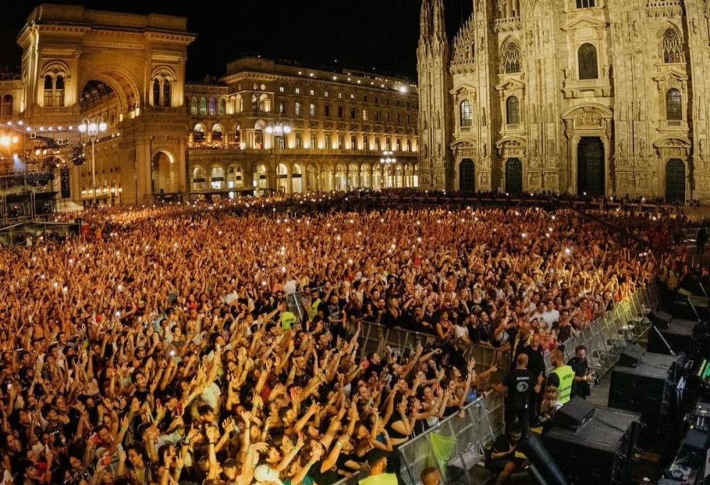 Love Mi: il concertone di beneficienza a Milano fa il tutto esaurito
