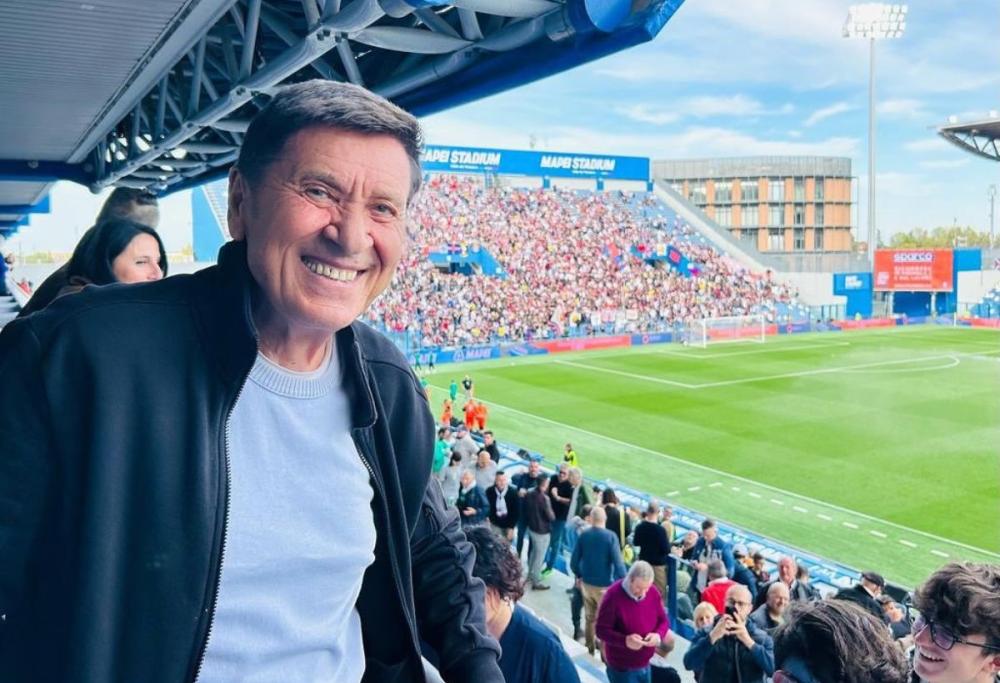 Gianni Morandi è tornato sui social dopo una breve pausa