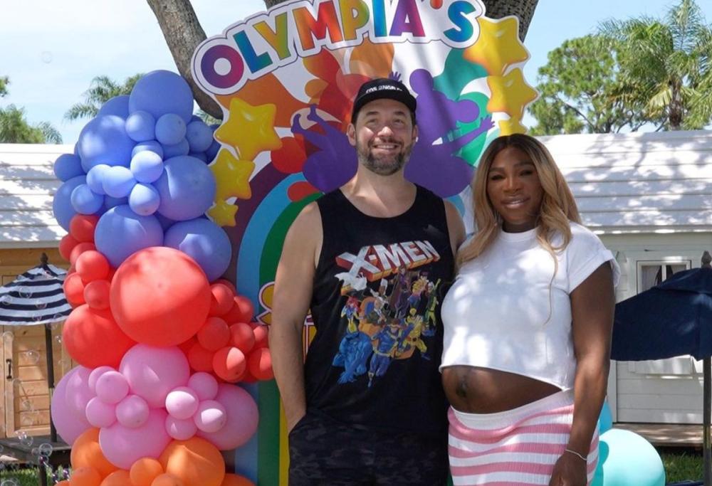 Serena Williams aspetta una bambina: l’annuncio al gender reveal