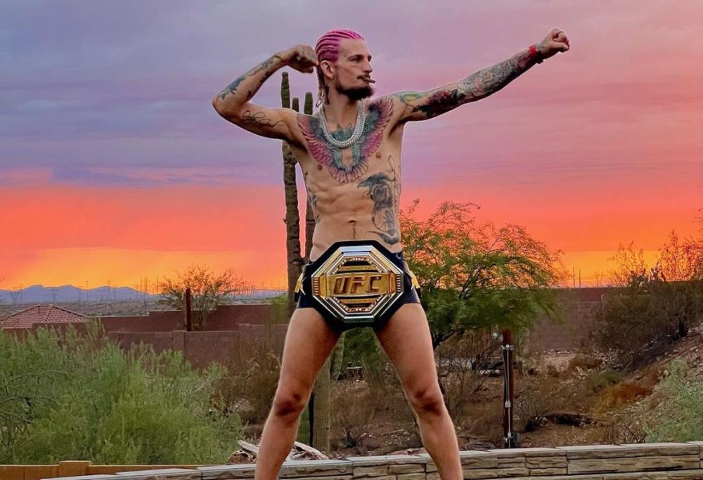 Campione di UFC: “Posso tradire mia moglie perché pago tutto io”