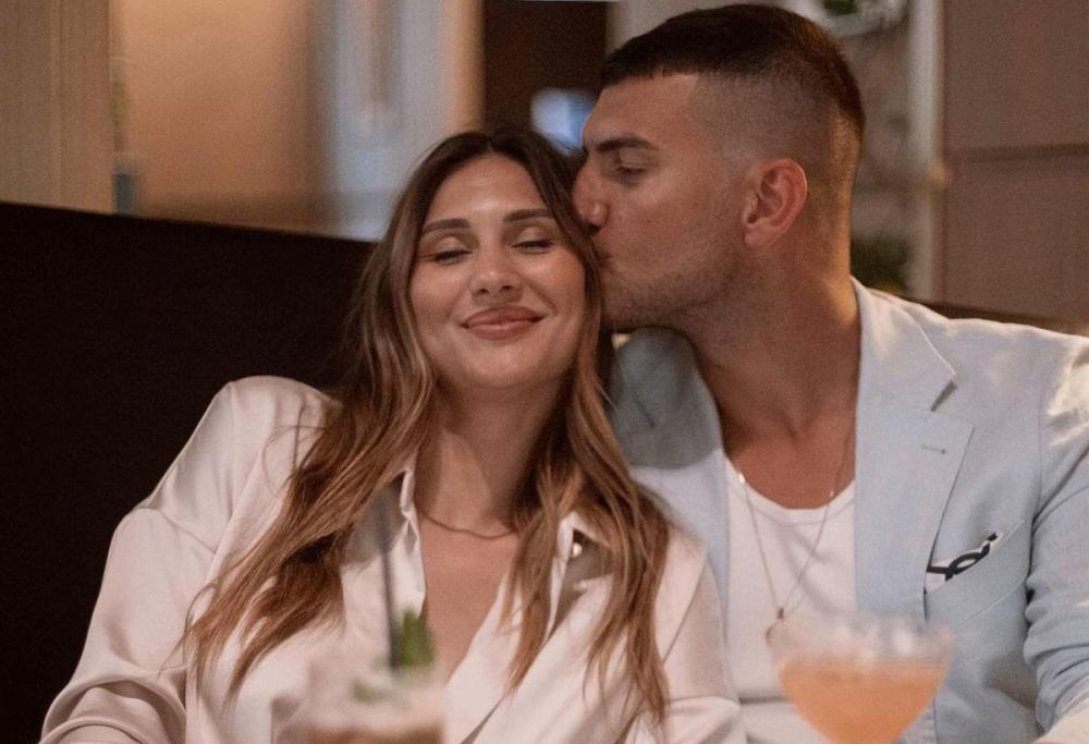 Beatrice Valli e il sesso post-parto: “È importante per non perdersi"