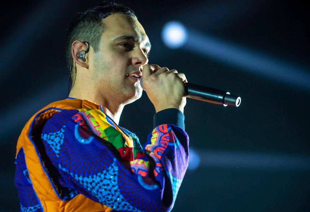 Cosmo sui concerti: "Miopia e ipocrisia dal governo"