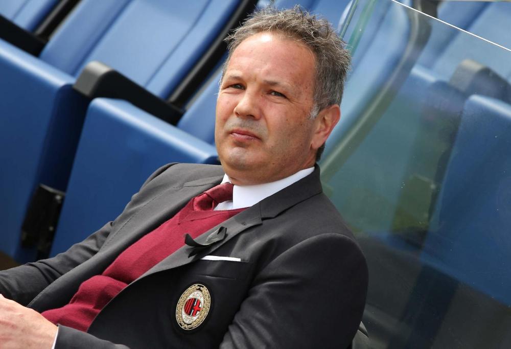 Sinisa Mihajlovic è stato dimesso dall'ospedale: le sue condizioni