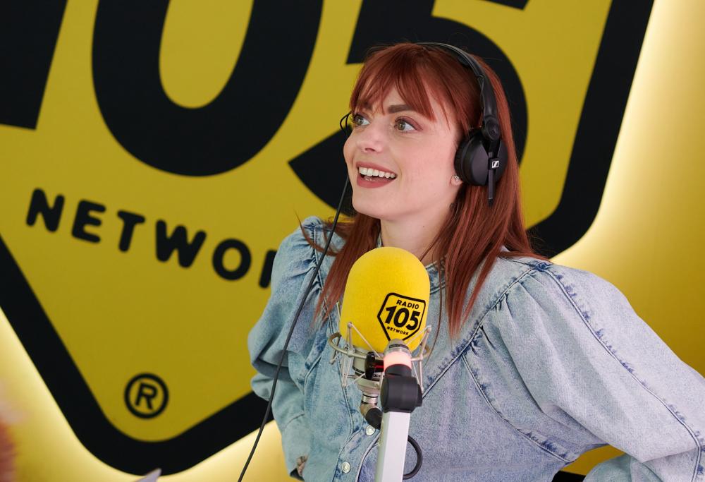 Annalisa ha messo le ali e una gonna di cristallo con "Bellissima"