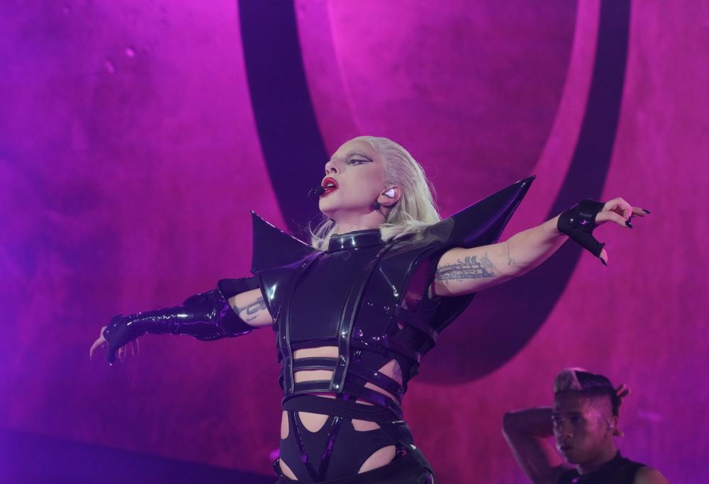 Con Lady Gaga viene confermata la seconda stagione di “Mercoledì”