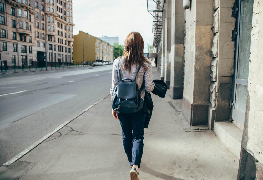 Su TikTok spopola la Hot Girl Walk: di cosa si tratta?