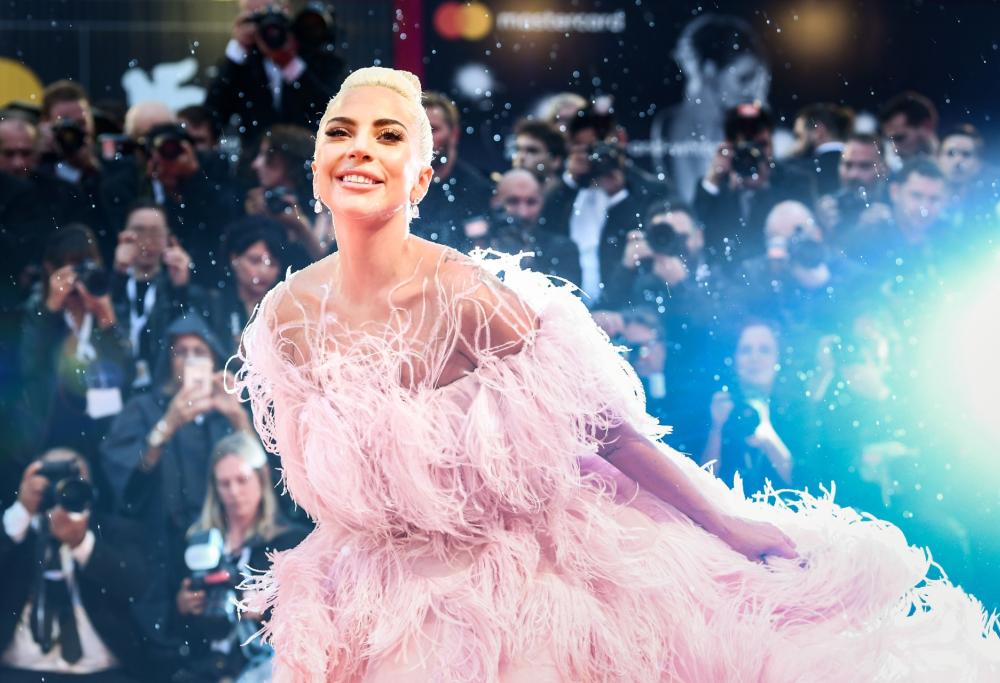 Il guardaroba di Lady Gaga "ha la scorta”