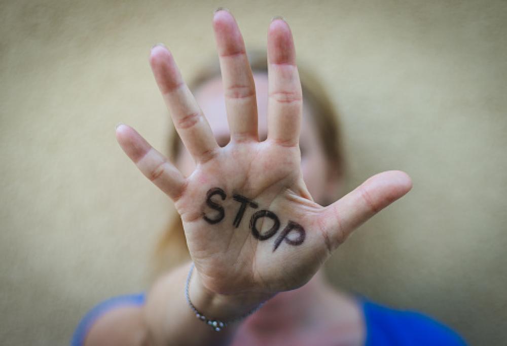 Continua la lotta contro il revenge porn: chiusi canali Telegram e denunciati gli amministratori