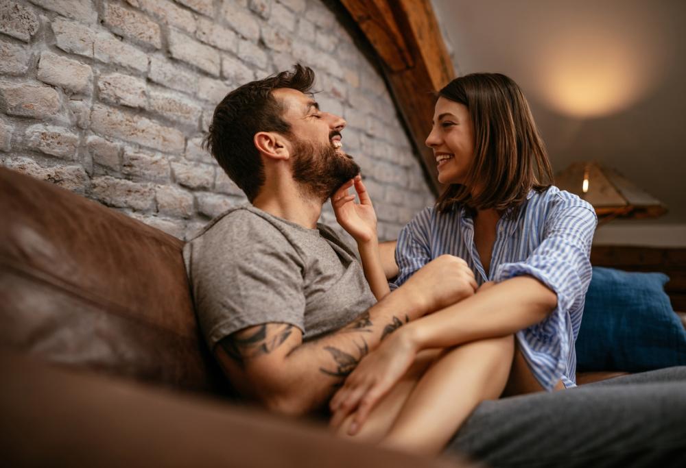Perché parliamo come se fossimo un po’ scemi quando siamo innamorati? 