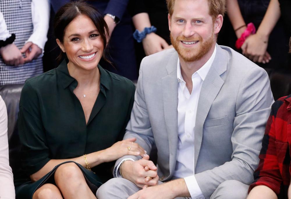Incursione a sorpresa di Henry e Meghan in un corso di poesia per ragazzi