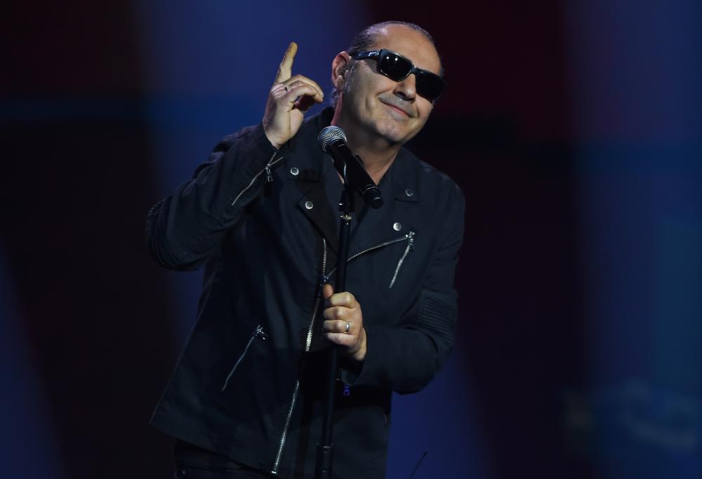 Luca Carboni e Cesare Cremonini celebrano i portici di Bologna