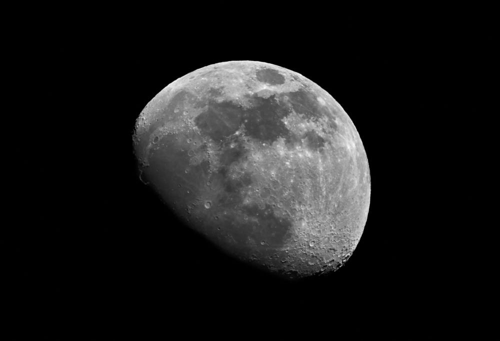 Oggi un razzo forse colpirà la Luna a 9 mila km/h