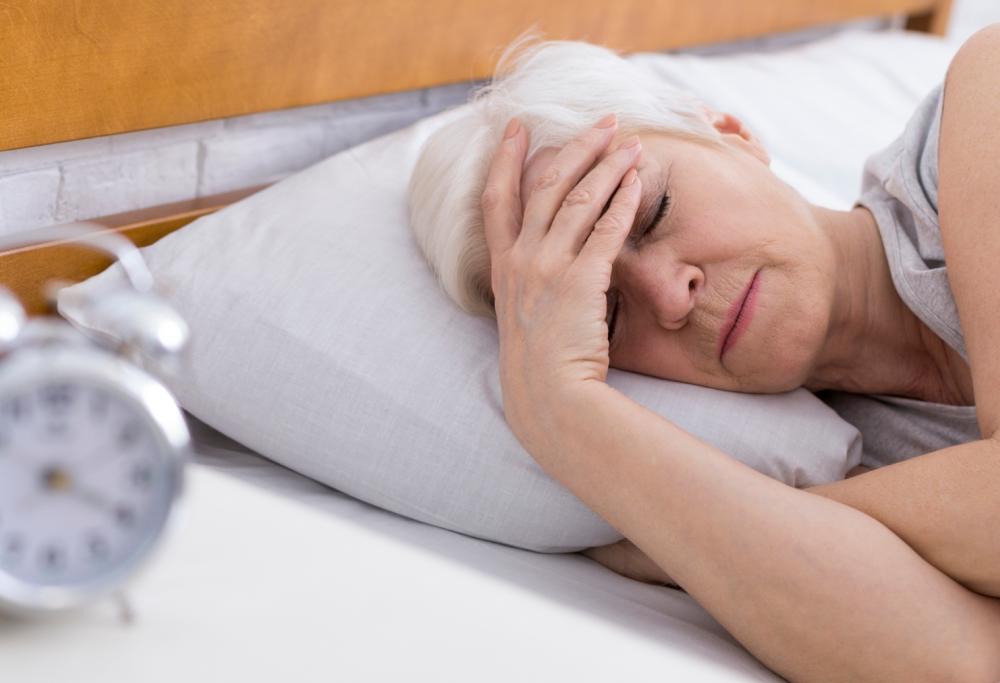 Perché invecchiando si dorme male e poco? 