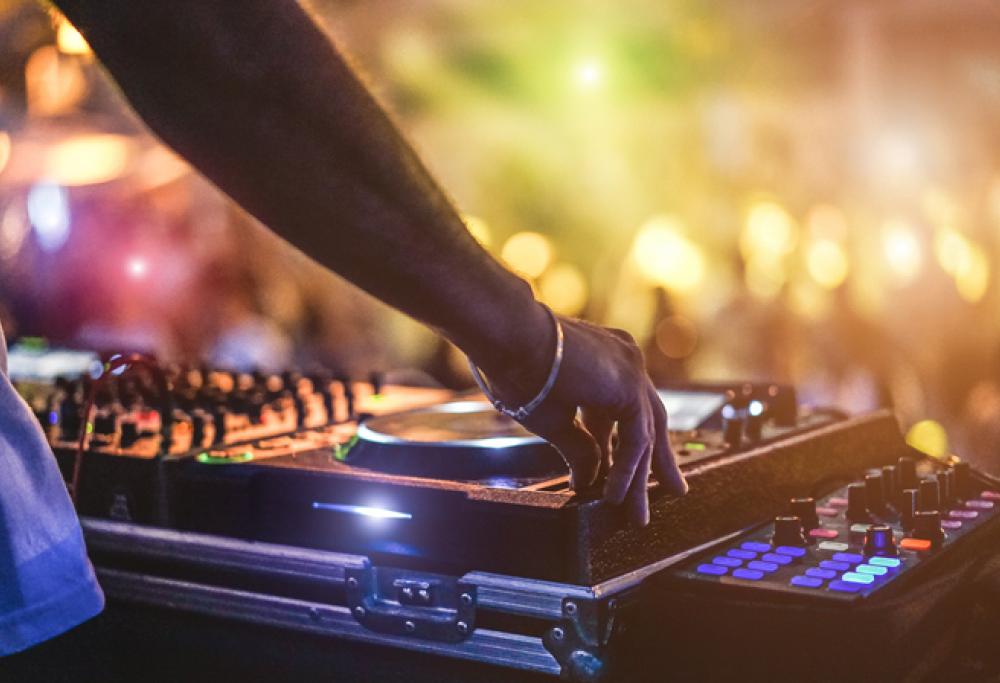 Dal 15 giugno riaprono teatri, cinema, discoteche e centri estivi per bambini. Ecco le regole