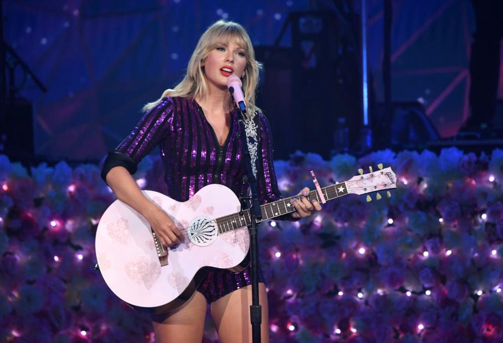 Taylor Swift, ecco la tracklist della nuova versione di "Fearless"