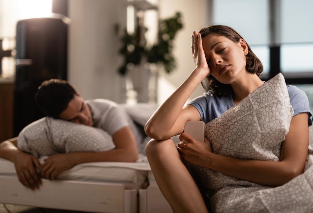 Dormire sempre insieme nello stesso letto ogni notte è la rovina del rapporto?