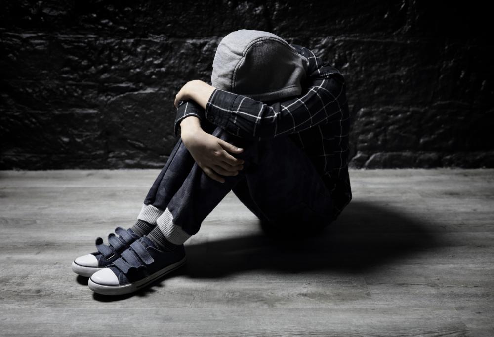 Il 18enne che ha ucciso il padre per difendere la madre potrà fare l’esame di maturità