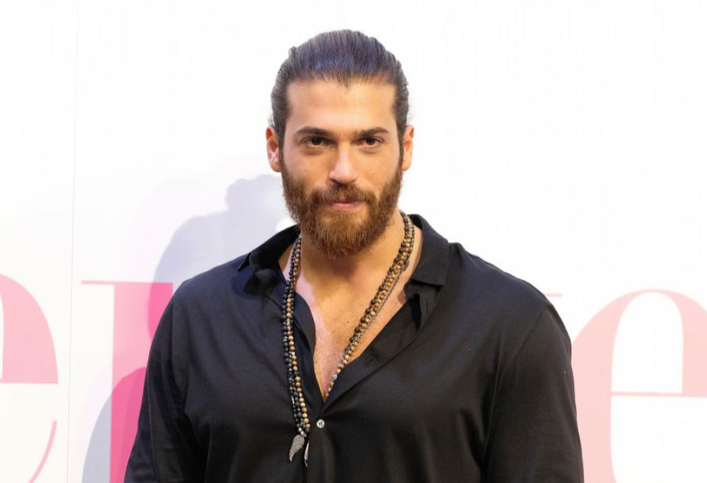 Can Yaman potrebbe essere tra gli ospiti del Festival di Sanremo