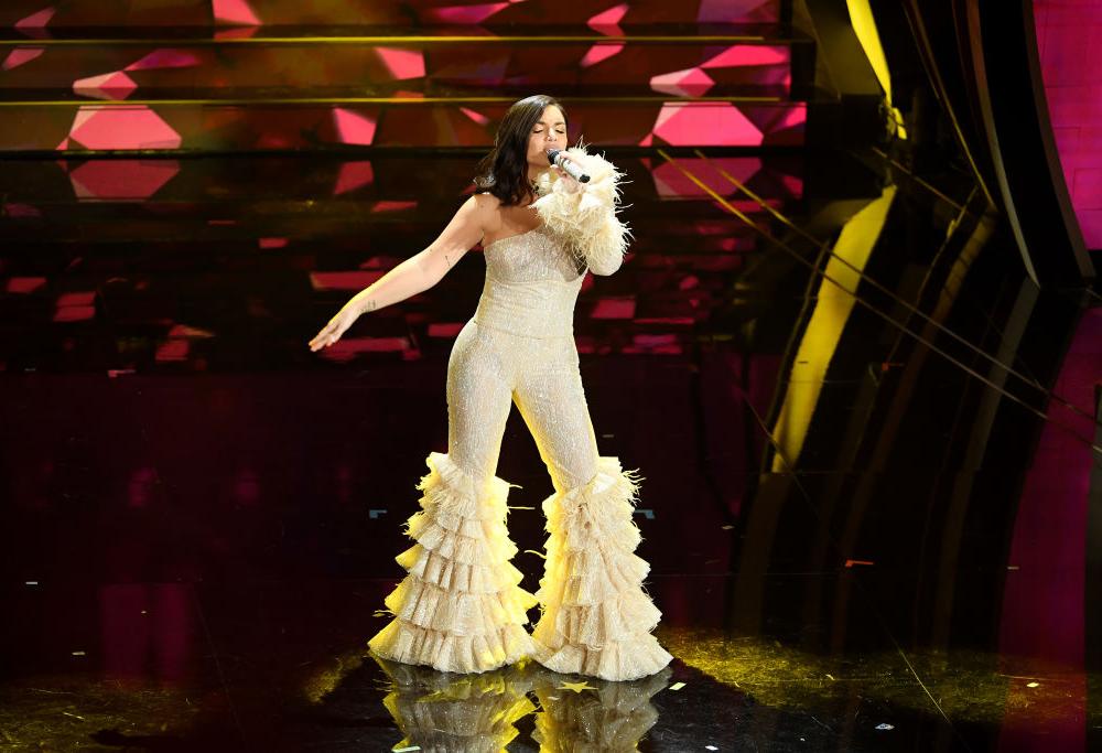 Elettra Lamborghini sbotta sui social: “Io in quarantena e poi c’è chi fa festa con gli amici”
