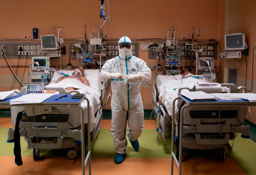 Infermieri e medici italiani candidati al Nobel per la Pace 2021
