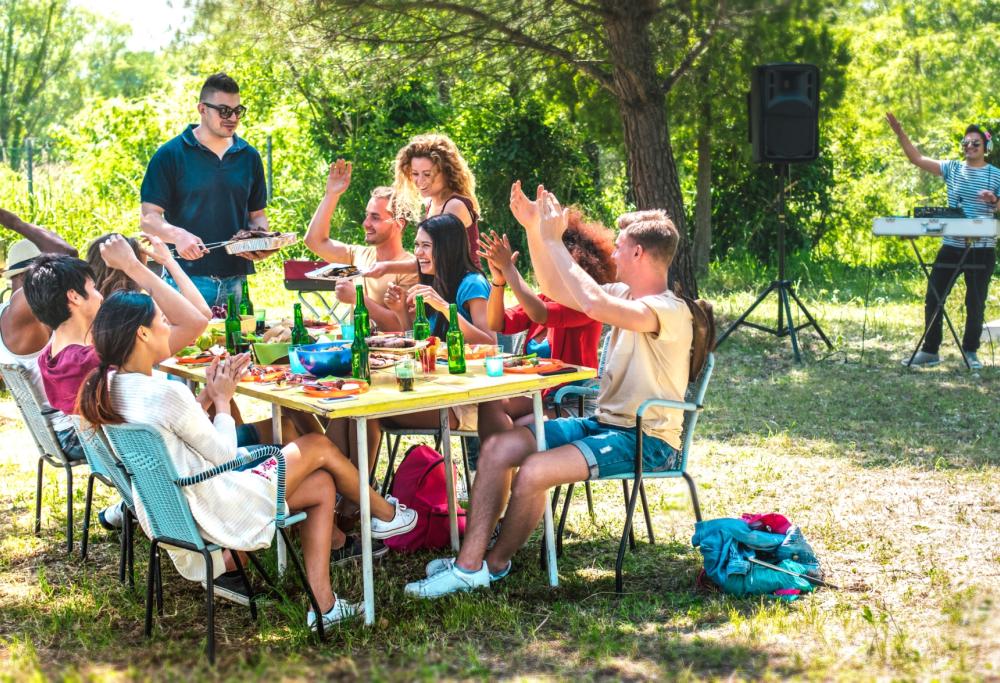 Pasqua e Pasquetta in rosso: ecco cosa si potrà fare
