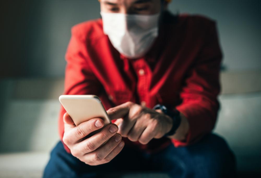 L’iPhone ora si sblocca anche con la mascherina indossata