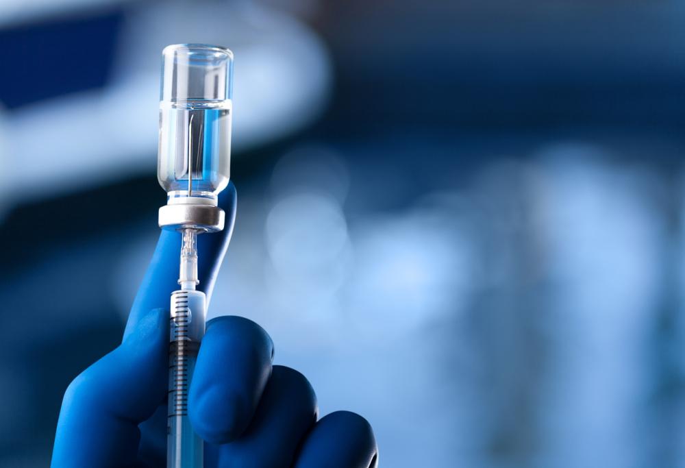 Catania: tossicodipendenti si facevano vaccinare più volte contro il Covid in cambio di droga o soldi