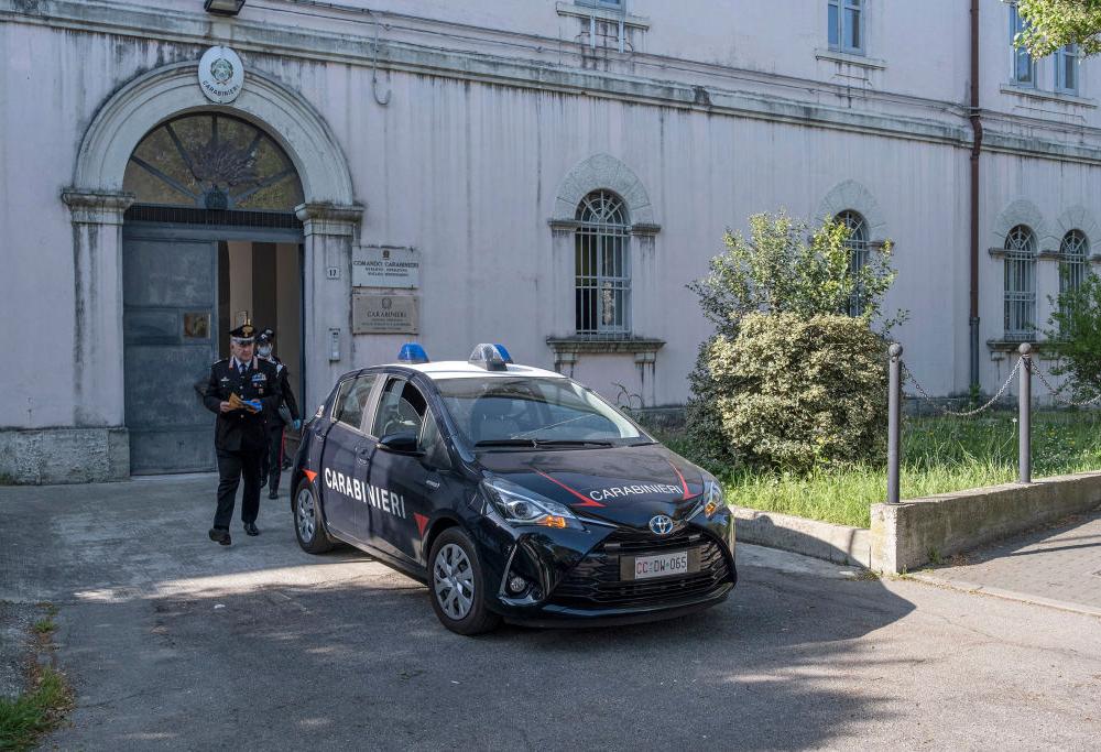 Ragazza segregata in casa manda richiesta di aiuto durante la DAD e viene salvata dai carabinieri 